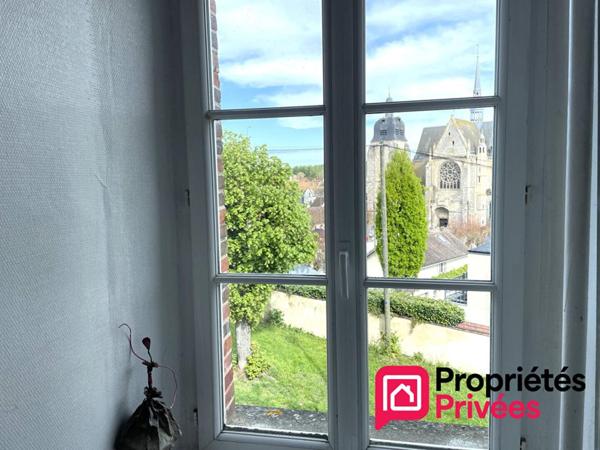 Maison Nogent Le Roi 6 pièces 4 chambres 170 m2 jardin 930m2 292000