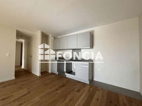 Location Appartement 3 pièces 76.2 m² - FAUBOURG SAINT-MICHEL Guerande 44350