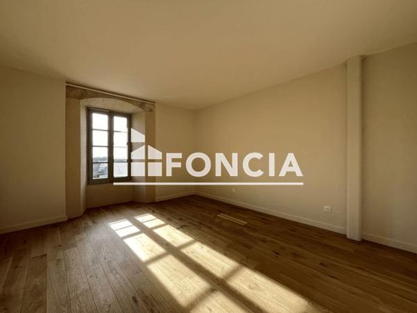 Location Appartement 3 pièces 76.2 m² - FAUBOURG SAINT-MICHEL Guerande 44350
