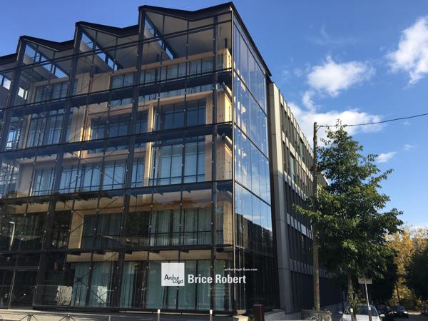 Bureaux à louer à Lyon avec espaces verts et grande modularité
