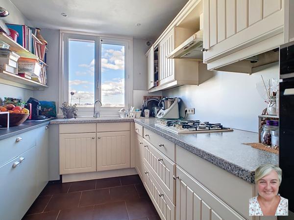 GRAND PARILLY  METRO D ET PARC