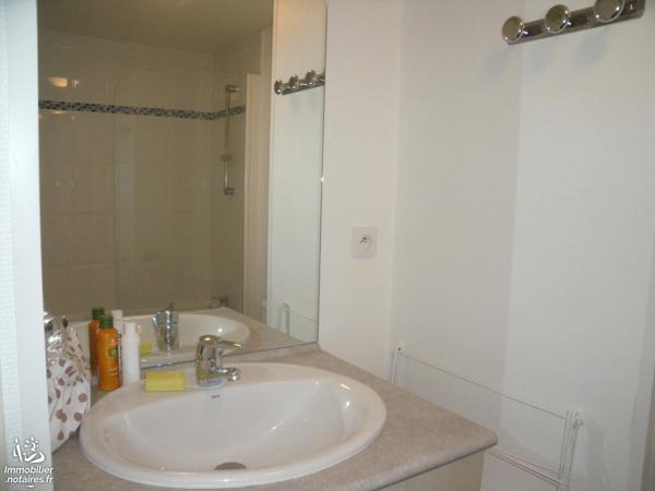 Studio à vendre Saint-Briac, près des plages. Soumis contrat de location.