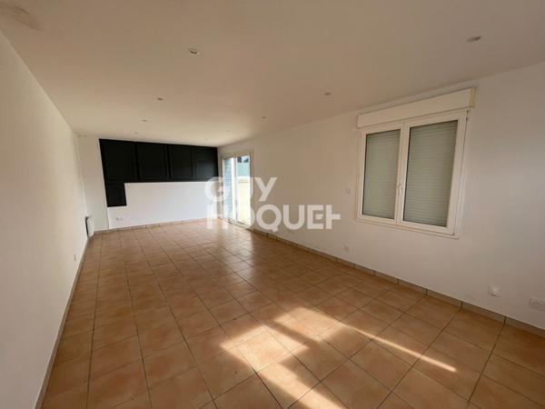 Entrepôt / local industriel 268 m2