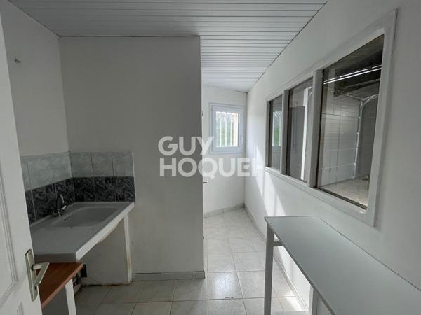 Entrepôt / local industriel 268 m2