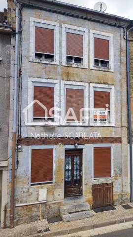 BEAU POTENTIEL POUR CETTE MAISON EN PIERRE de 147 m² A RENOVER