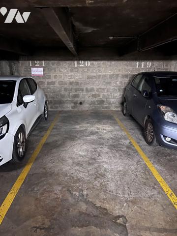 Parking / box Paris
