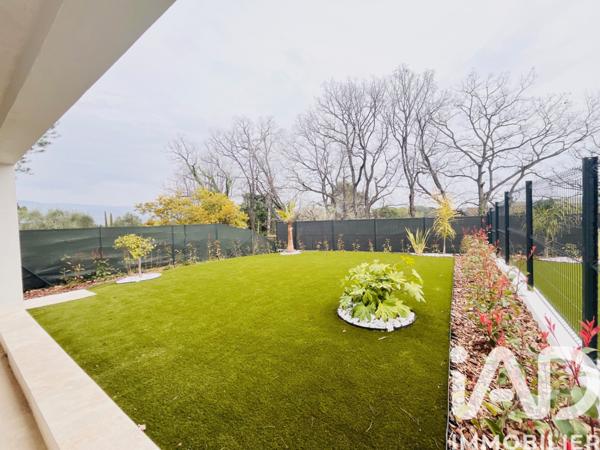 Appartement à vendre 3 pièces 96 m² La Roquette-sur-Siagne