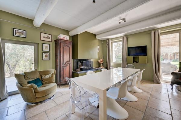 Vente Maison de luxe Aix-en-Provence 20 Pièces 640 m²