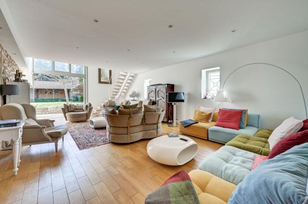 Vente Maison de luxe Aix-en-Provence 20 Pièces 640 m²