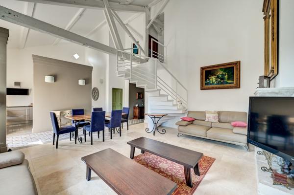 Vente Maison de luxe Aix-en-Provence 20 Pièces 640 m²