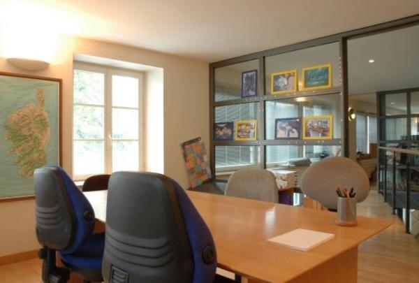 MURS COMMERCIAUX A USAGE DE BUREAUX