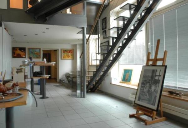 MURS COMMERCIAUX A USAGE DE BUREAUX