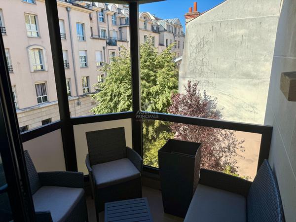 Appartement Maisons Laffitte 4 pièce(s) 93 m2 - Hyper centre - Balcon - Ascenseur 775 000 € **  - Référence  10202