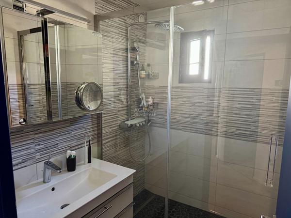 Appartement Maisons Laffitte 4 pièce(s) 93 m2 - Hyper centre - Balcon - Ascenseur 775 000 € **  - Référence  10202