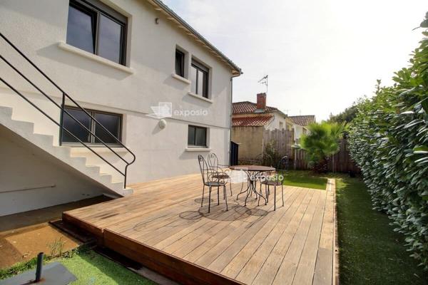 Maison Niort 5 pièce(s) 123 m2