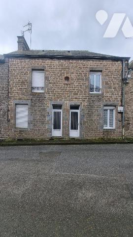 GORRON 2min : un immeuble de rapport se composant en deux appartements:
1) Un appartement loué...