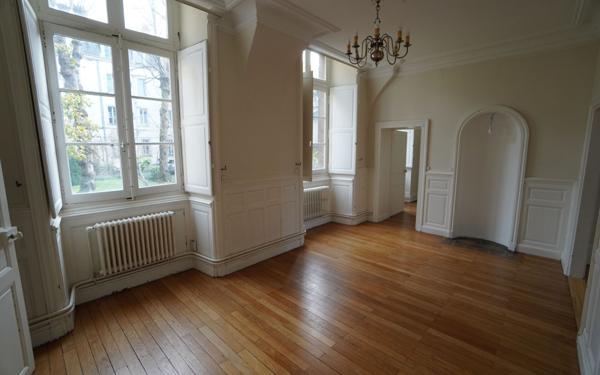 Appartement à louer    4 pièces • 98,89 m2 Dijon