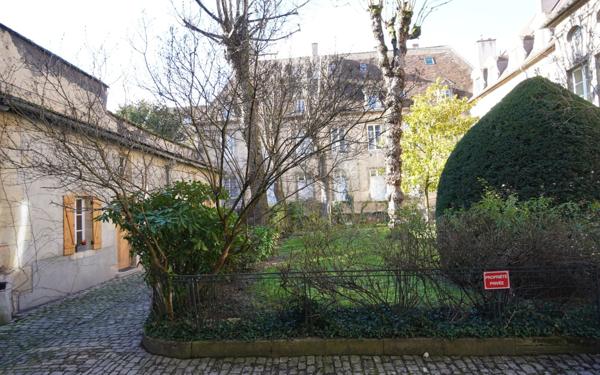 Appartement à louer    4 pièces • 98,89 m2 Dijon