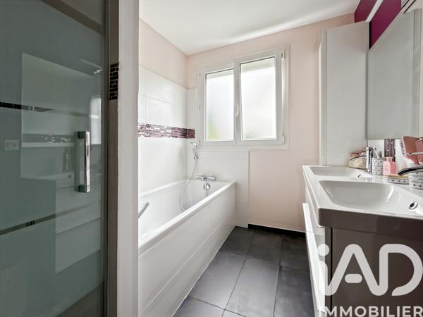Maison à vendre 7 pièces 153 m² Santeny