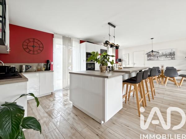 Maison à vendre 7 pièces 153 m² Santeny