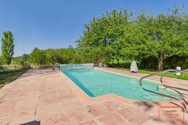 PERIGOURDINE 226 m2 AVEC PISCINE SUR 4070 m2 CLÔT