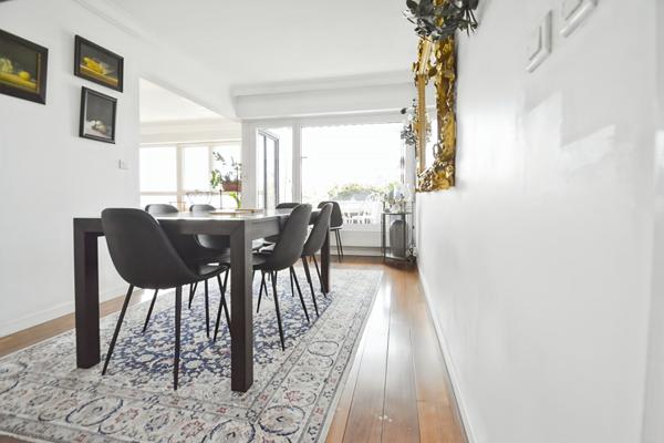 7 pièce(s) 148 m2 DERNIER ETAGE TERRASSE