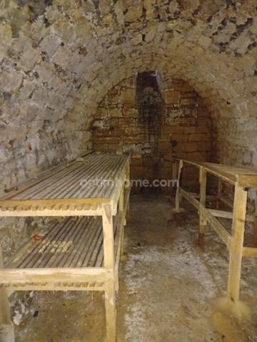 A VENDRE PROCHE DE LA BELGIQUE ET DU LUXEMBOURG MAISON DE VILLAGE A FINIR DE RENOVER 3 CHAMBRES