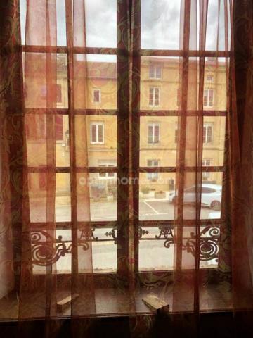 A VENDRE PROCHE DE LA BELGIQUE ET DU LUXEMBOURG MAISON DE VILLAGE A FINIR DE RENOVER 3 CHAMBRES