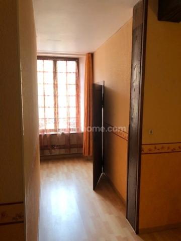 A VENDRE PROCHE DE LA BELGIQUE ET DU LUXEMBOURG MAISON DE VILLAGE A FINIR DE RENOVER 3 CHAMBRES