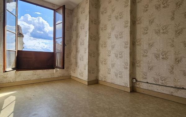 Vente Maison de village Avec jardin à rénover Port-sainte-marie   