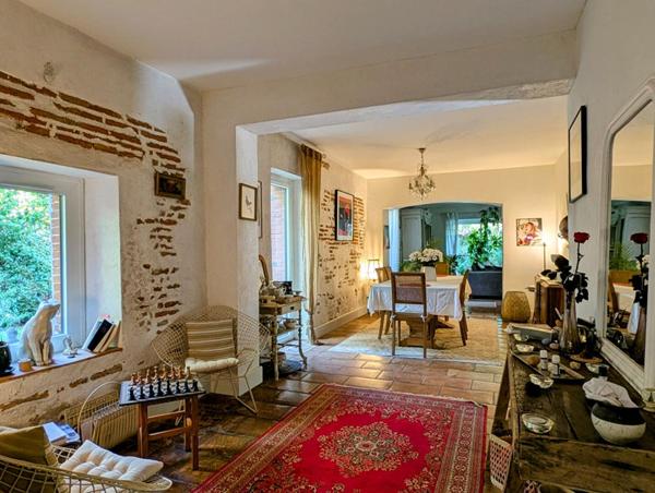 Demeure de prestige 315 m², dépendance et garage sur terrain de 3029 m²