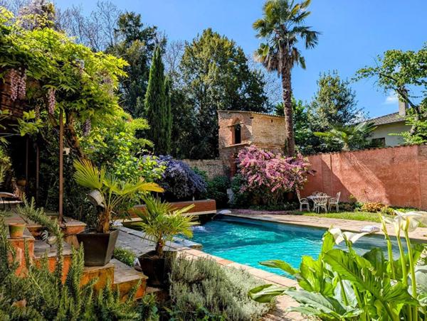 Demeure de prestige 315 m², dépendance et garage sur terrain de 3029 m²