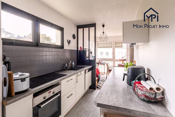 Appartement à vendre, 4 pièces - Laval 53000