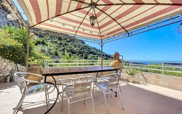 Maison à vendre    5 pièces • 167 m2 Nice