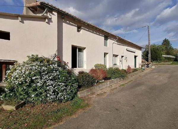 Maison à vendre    4 pièces •  Benassay