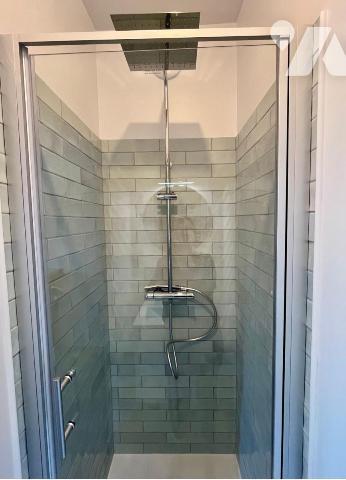 Ensemble immobilier composé de 6 chambres d'étudiants