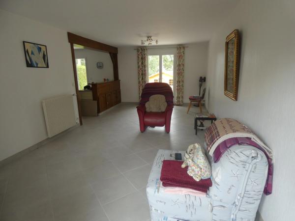 Maison à vendre 2 pièces FALAISE (14) 93 m² habitables sur 324 m² de terrain
