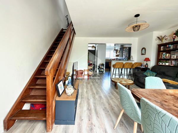 Maison 4 pièces avec garage à Saint Pierre Les Nemours