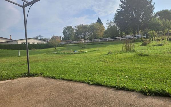 Maison à louer    4 pièces •  Soing-Cubry-Charentenay