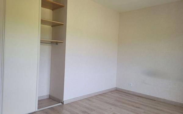 Maison à louer    4 pièces •  Soing-Cubry-Charentenay