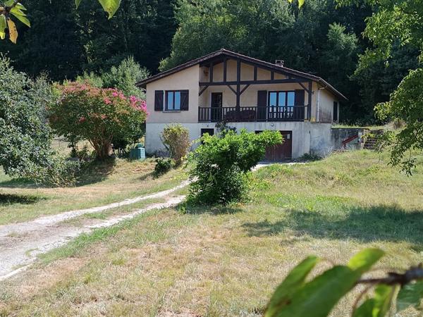 MAISON LANDAISE SUR DEUX NIVEAUX PROCHE CENTRE VILLE