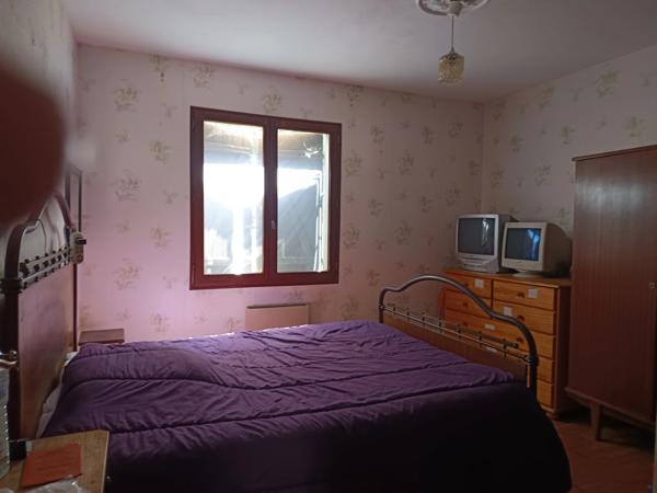 MAISON LANDAISE SUR DEUX NIVEAUX PROCHE CENTRE VILLE