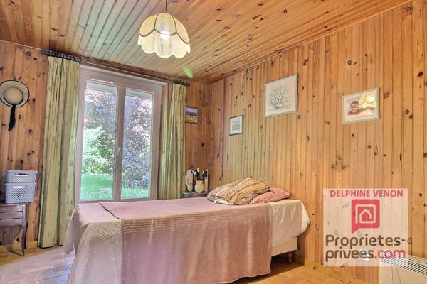 Corps de ferme avec beaucoup de potentiel et 2 habitations sur 7120 m² à Saint Martin D Abbat