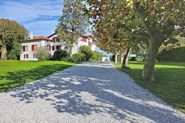 Vente Maison de luxe Bayonne 15 Pièces 467 m²