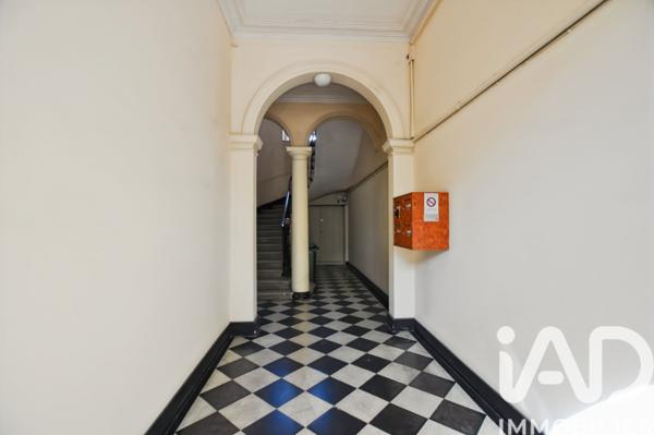 Appartement à vendre 6 pièces 204 m² Nîmes
