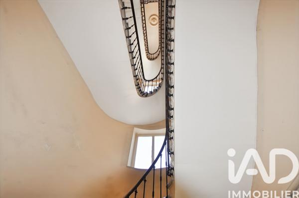 Appartement à vendre 6 pièces 204 m² Nîmes