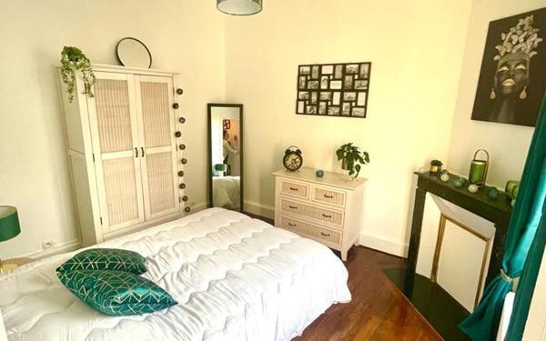 Immeuble à vendre    4 pièces •  Saint-Dizier