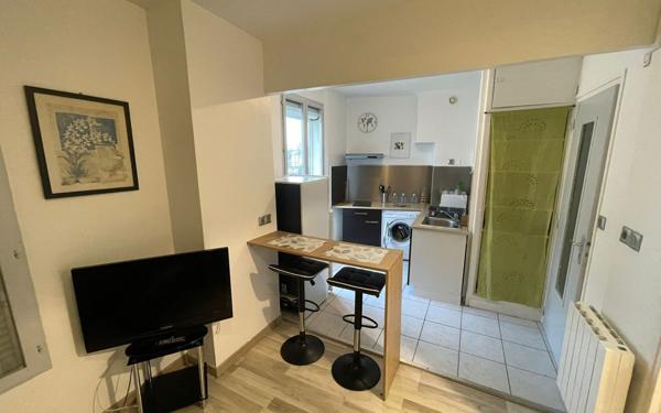 Immeuble à vendre    4 pièces •  Saint-Dizier