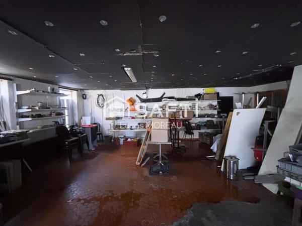 Immeuble de rapport de 2 locaux et un plateau R+1