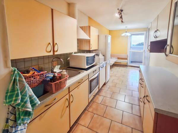 Appartement Vitrolles 4 pièce(s) avec cave et terrasse